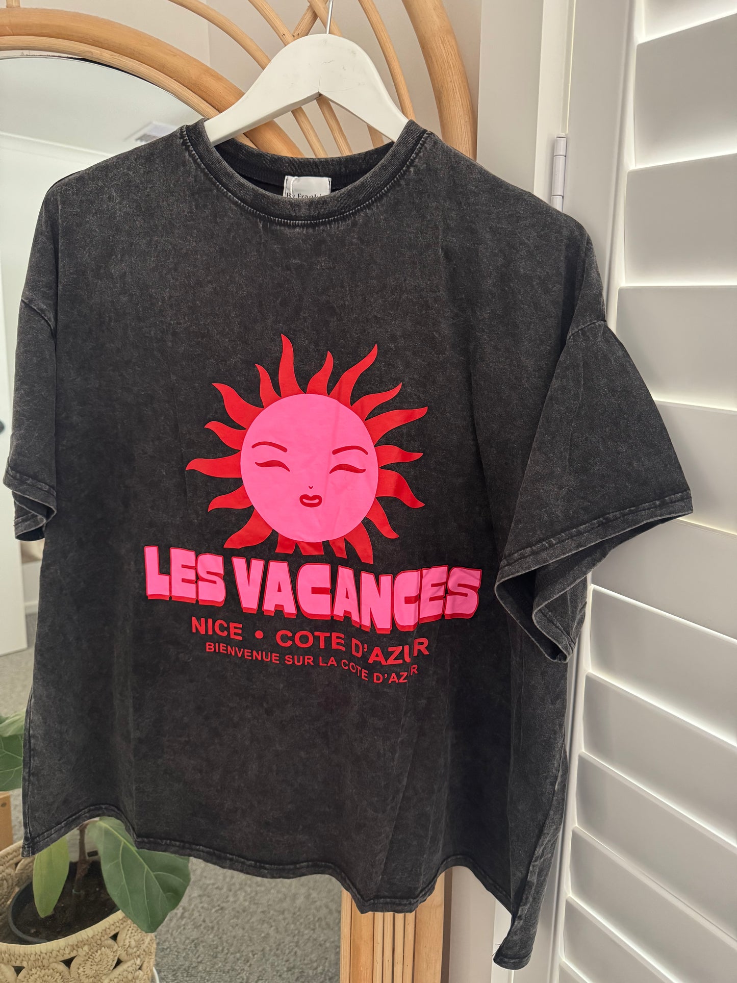 The Les Vacances Tee