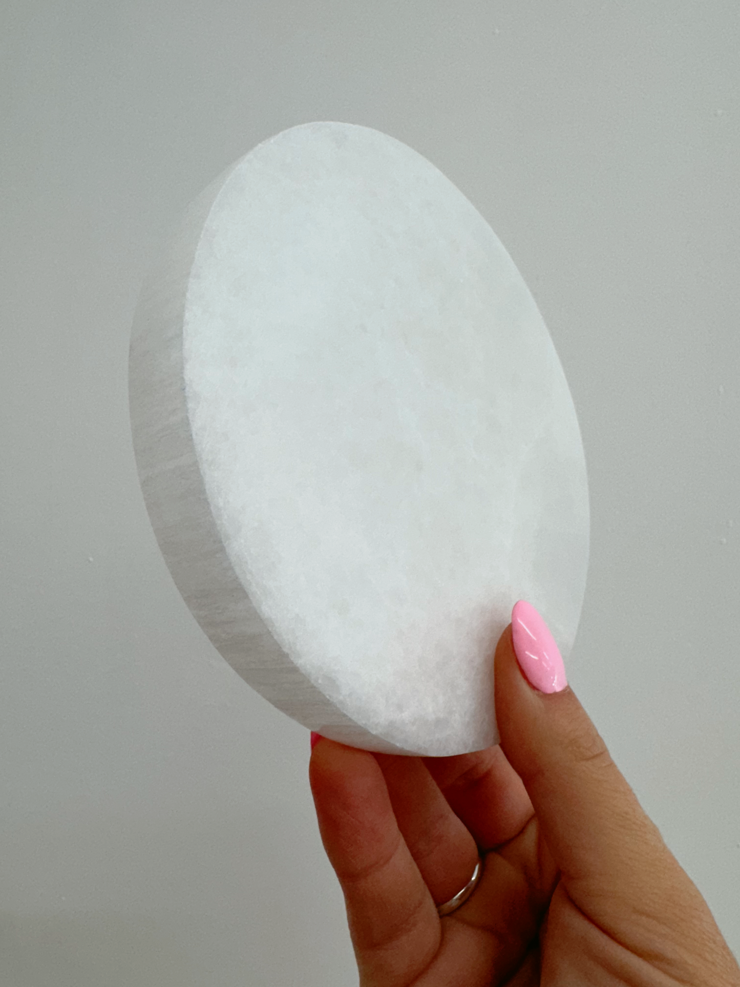 Round Selenite Charging Plate